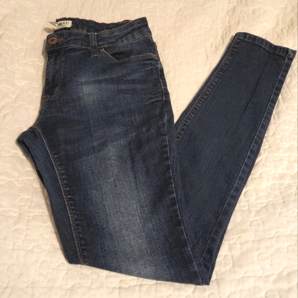 Forever 21 Denim - High Rise Skinny Jeans